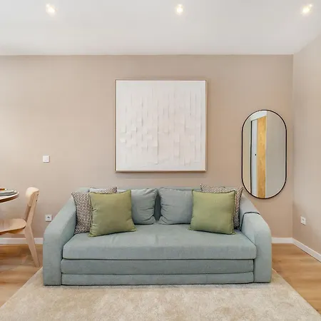 Whome Traditional Near Chiado And Santos *