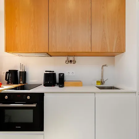 Whome Traditional Near Chiado And Santos Lisboa
